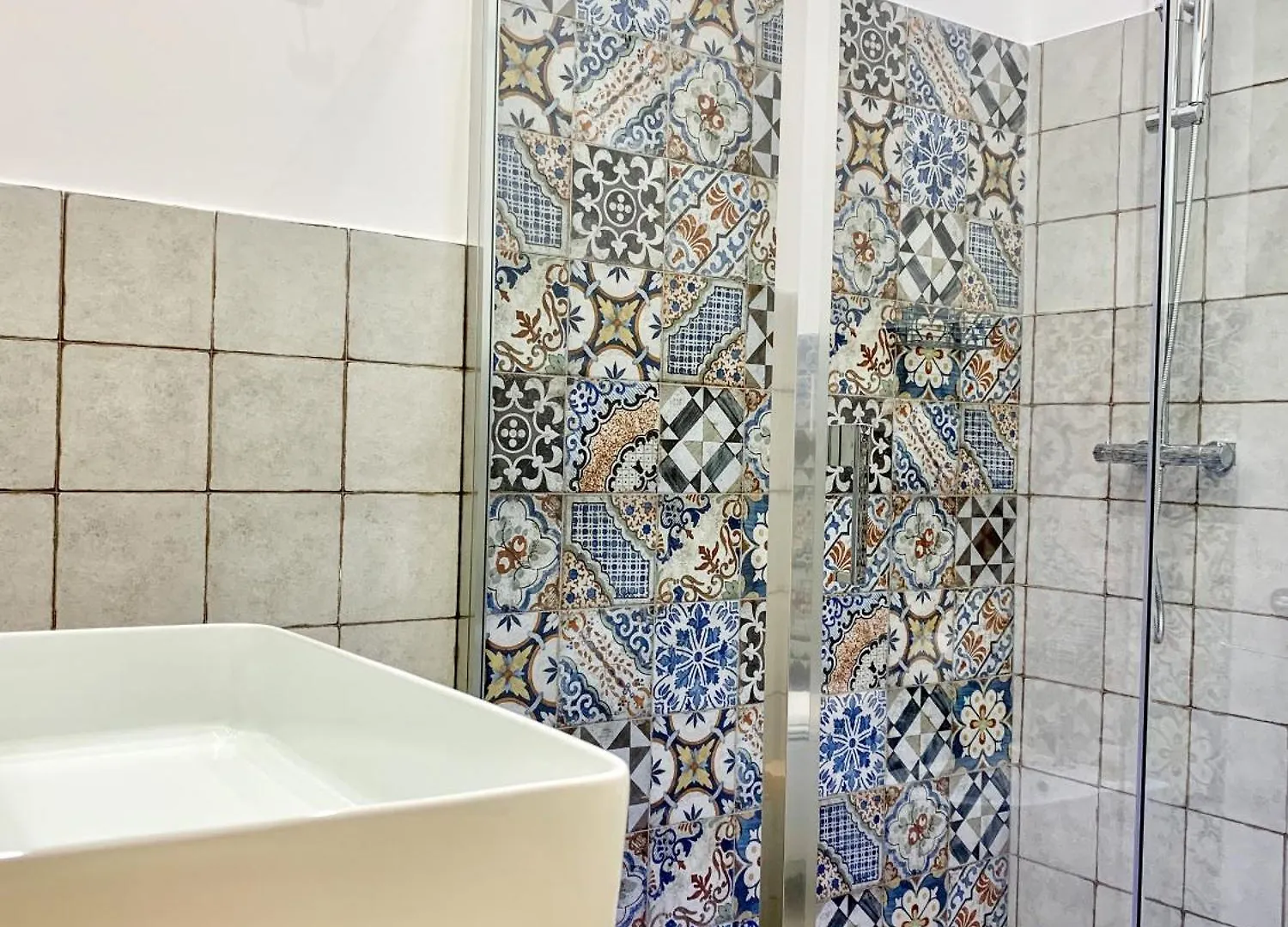 Central Balcony & Terrace Apartments Near Attractions Palermo
