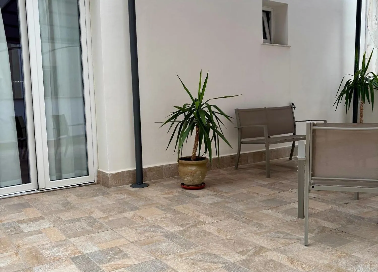 Central Balcony & Terrace Apartments Near Attractions Palermo