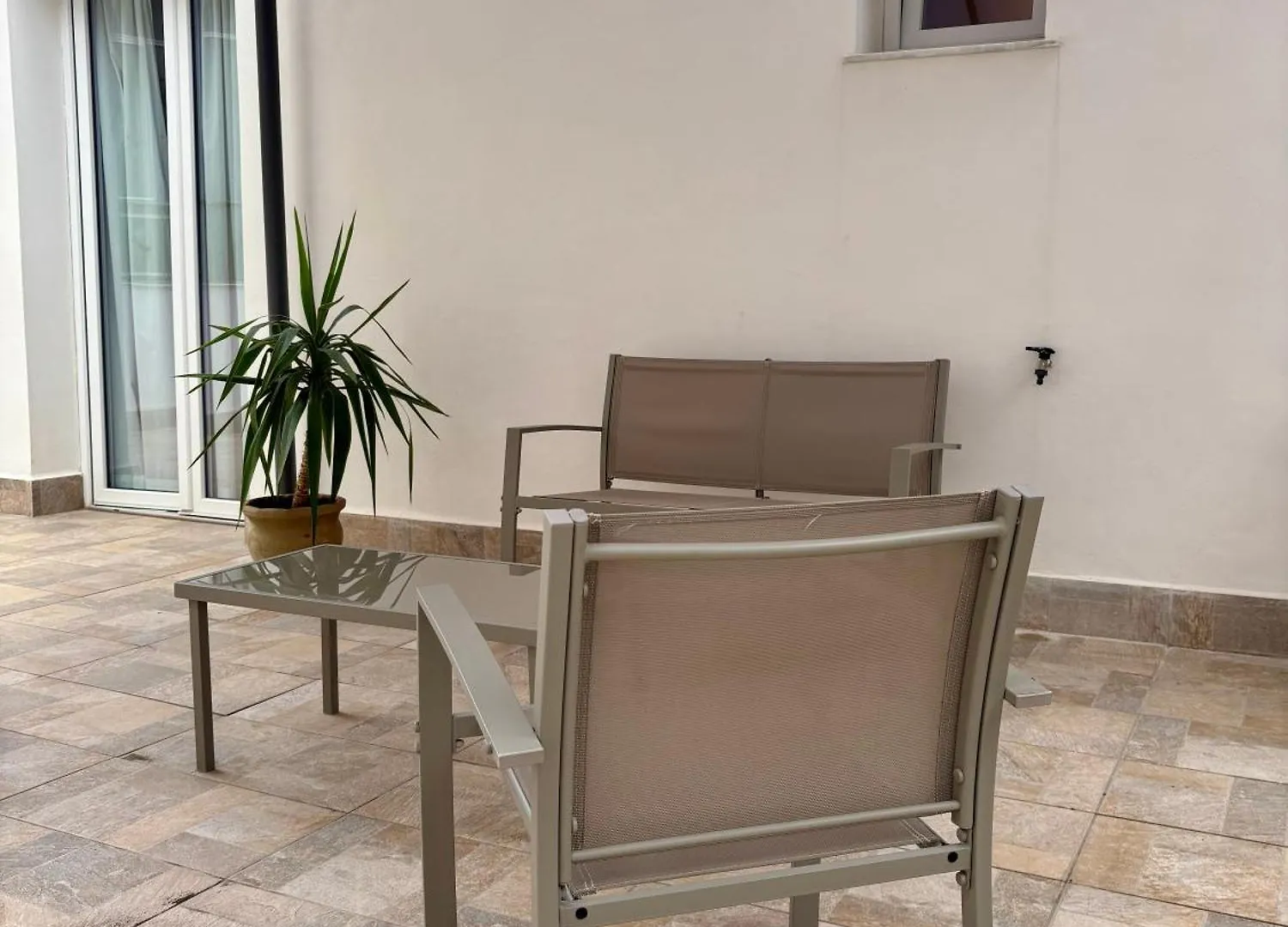 Central Balcony & Terrace Apartments Near Attractions Palermo