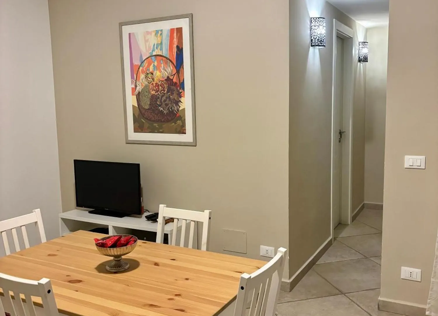 Central Balcony & Terrace Apartments Near Attractions Palermo Italia