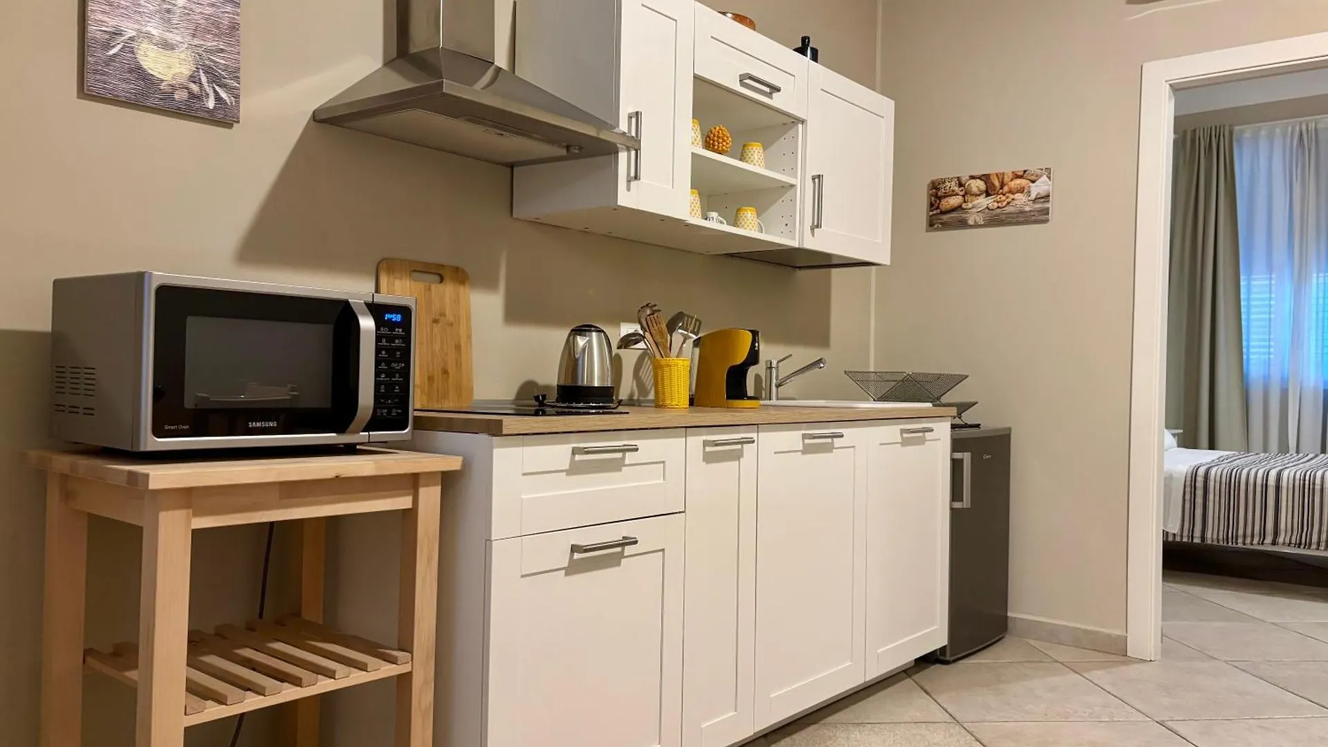 Central Balcony & Terrace Apartments Near Attractions Palermo