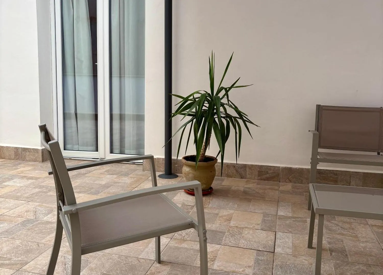 Central Balcony & Terrace Apartments Near Attractions Palermo 0*,