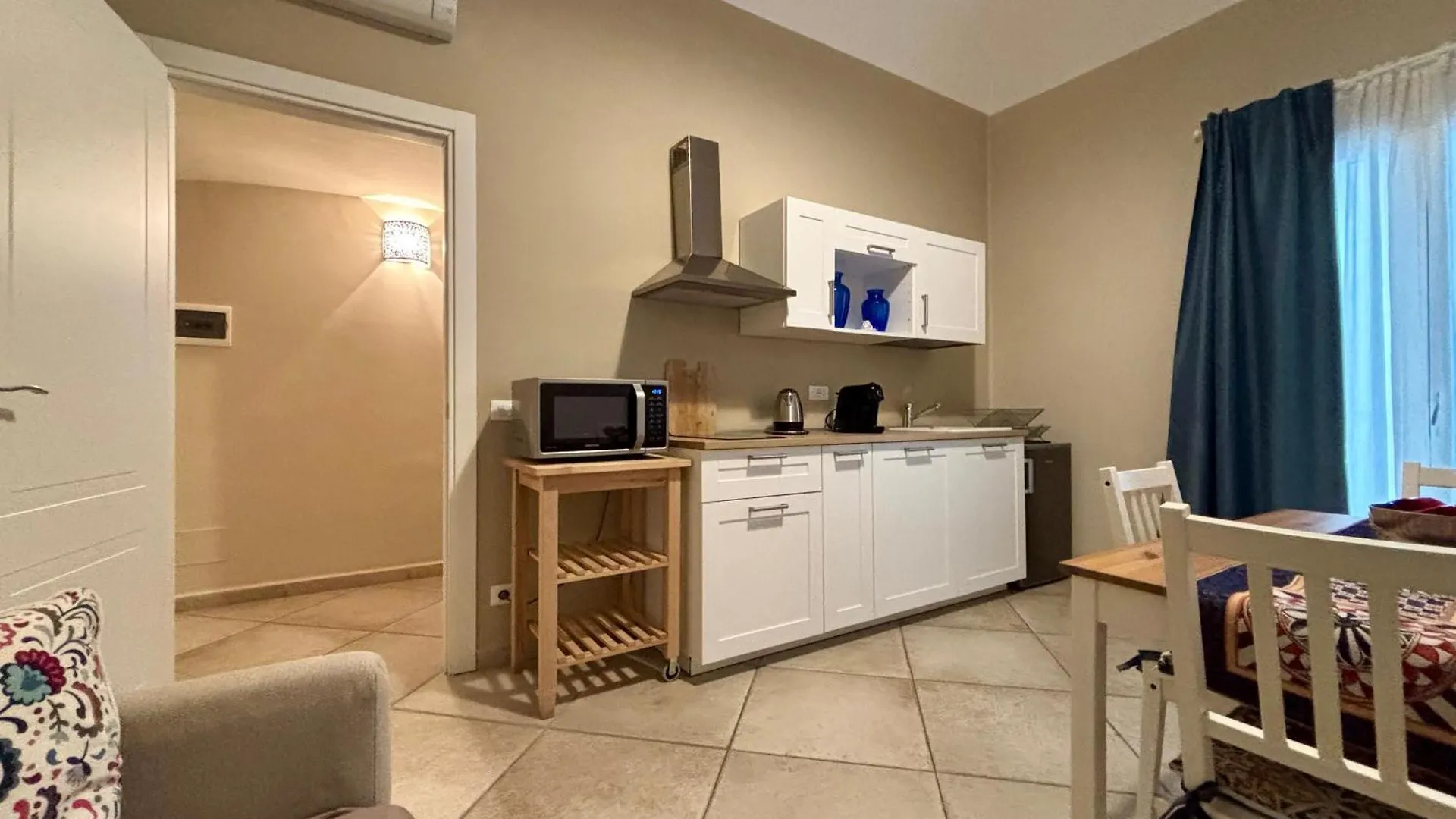 Central Balcony & Terrace Apartments Near Attractions Palermo